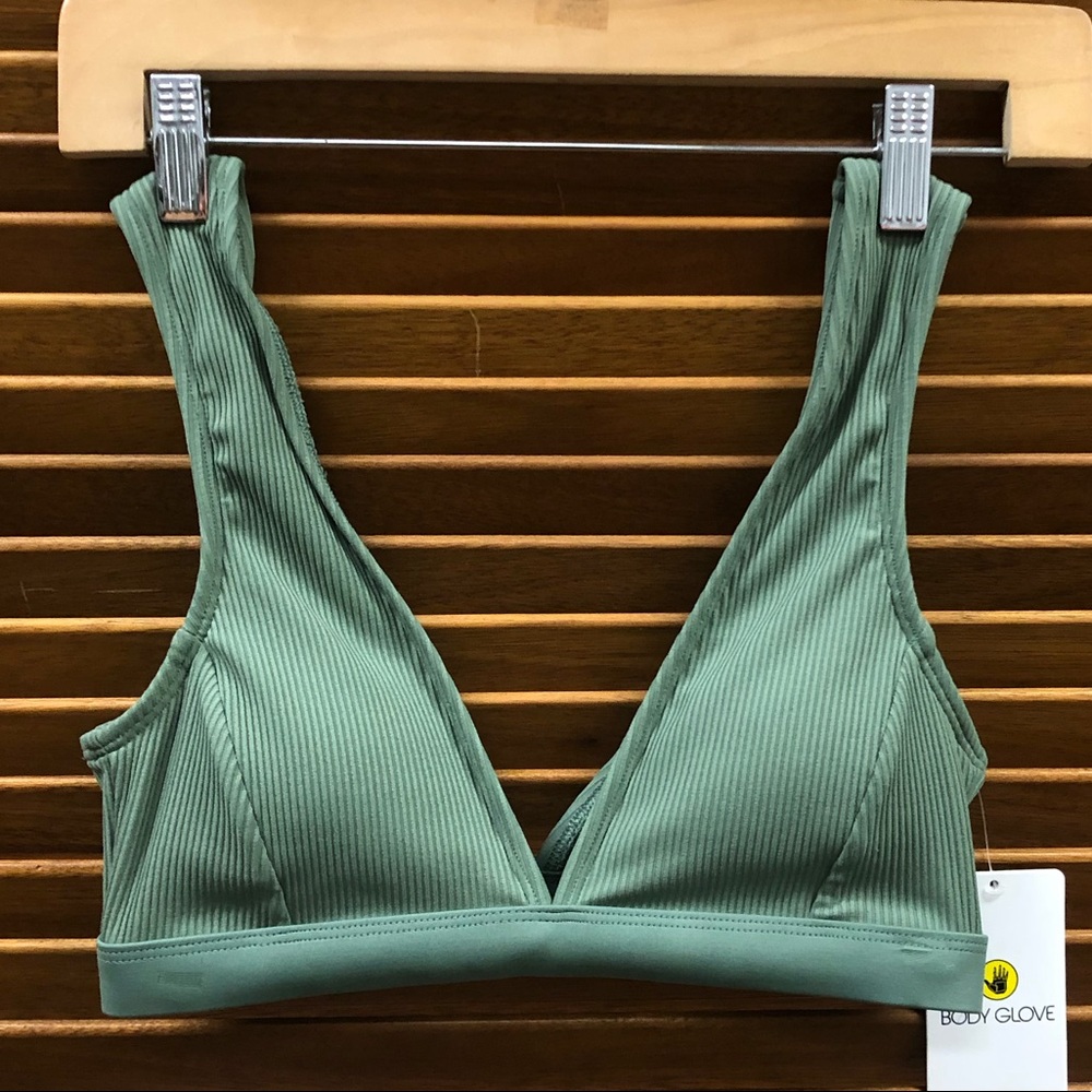 NWT bikini top